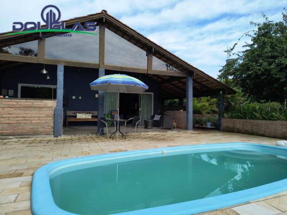 Casa à Venda,  em Viamão