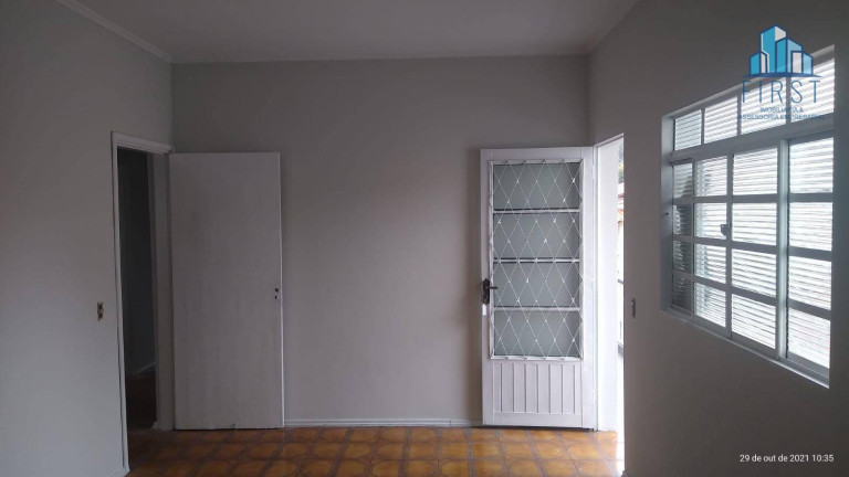 Imagem Sobrado com 3 Quartos à Venda, 180 m² em Santo Antônio - Louveira