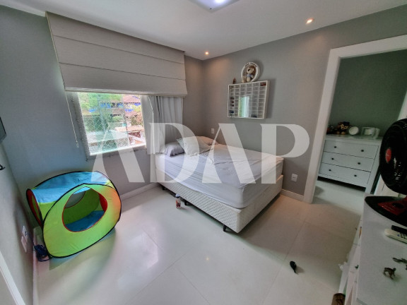 Imagem Casa com 4 Quartos à Venda, 430 m² em Vargem Pequena - Rio De Janeiro Imagem Casa com 4 Quartos à Venda, 430 m² em Vargem Pequena - Rio De Janeiro