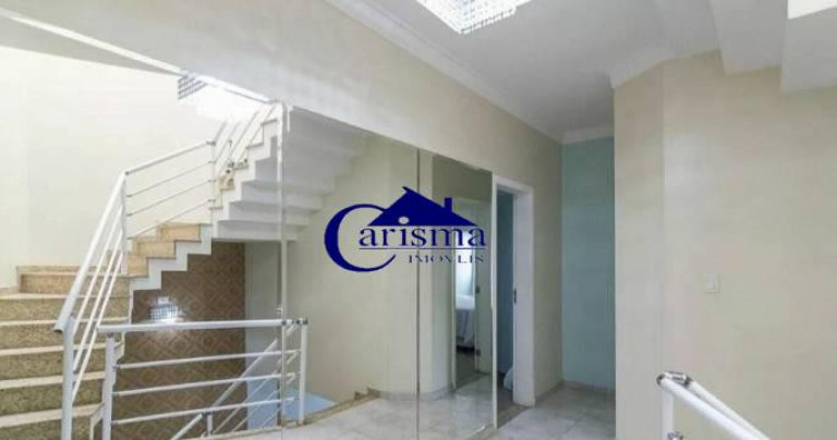 Imagem Sobrado com 3 Quartos para Alugar, 266 m² em Vila Alzira - Santo André