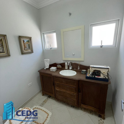 Imagem Casa com 3 Quartos à Venda, 396 m² em Boqueirão - Curitiba Imagem Casa com 3 Quartos à Venda, 396 m² em Boqueirão - Curitiba