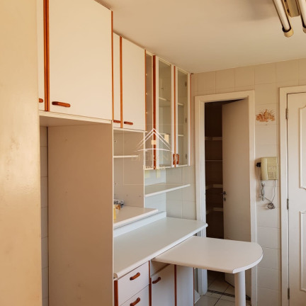 Imagem Imóvel com 3 Quartos à Venda, 139 m² em Cambuí - Campinas