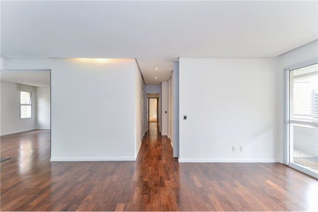 Imagem Apartamento com 3 Quartos à Venda, 235 m² em Vila Suzana - São Paulo