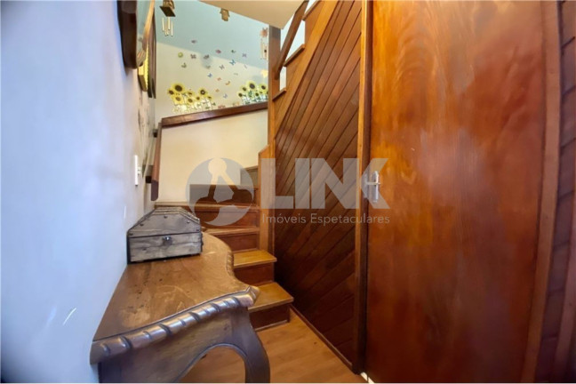 Imagem Imóvel com 2 Quartos à Venda, 68 m² em Jardim Itu - Porto Alegre Imagem Imóvel com 2 Quartos à Venda, 68 m² em Jardim Itu - Porto Alegre