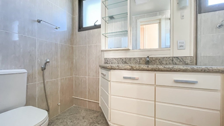 Imagem Apartamento com 3 Quartos à Venda, 159 m² em Bela Vista - Porto Alegre