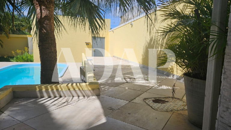 Imagem Casa com 3 Quartos à Venda, 400 m² em Vargem Grande - Rio De Janeiro Imagem Casa com 3 Quartos à Venda, 400 m² em Vargem Grande - Rio De Janeiro