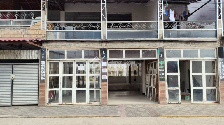 Ponto Comercial para Alugar, 1 m² em Vila Nova - Mantena