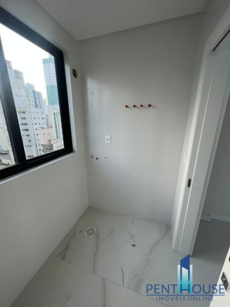 Imagem Apartamento com 3 Quartos à Venda, 120 m² em Centro - Balneário Camboriú Imagem Apartamento com 3 Quartos à Venda, 120 m² em Centro - Balneário Camboriú