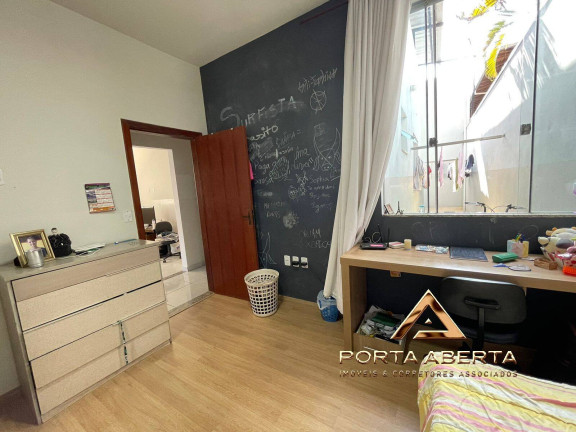 Imagem Casa com 3 Quartos à Venda, 135 m² em Giovanini - Coronel Fabriciano Imagem Casa com 3 Quartos à Venda, 135 m² em Giovanini - Coronel Fabriciano