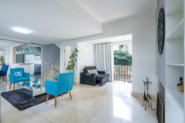 Casa de Condomínio com 4 Quartos à Venda, 292 m² em Embura - São Paulo