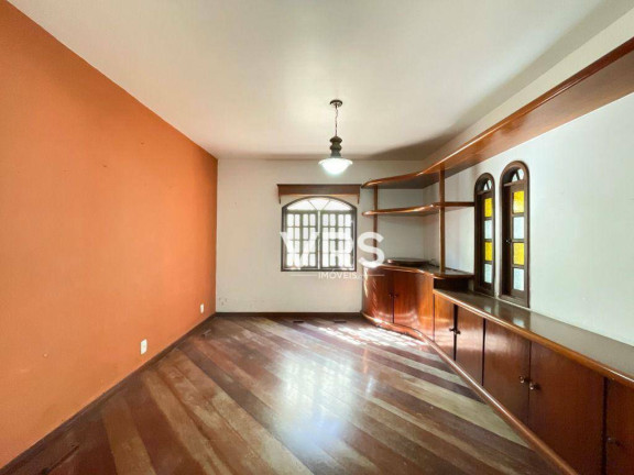 Imagem Casa com 6 Quartos à Venda ou Locação, 288 m² em Várzea - Teresópolis Imagem Casa com 6 Quartos à Venda ou Locação, 288 m² em Várzea - Teresópolis