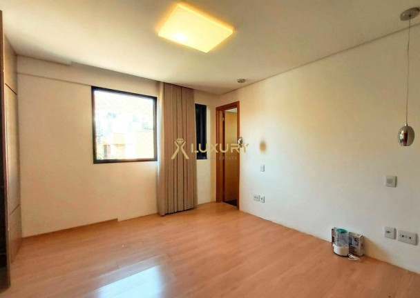Imagem Imóvel com 3 Quartos à Venda, 105 m² em Buritis - Belo Horizonte