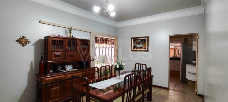 Imagem Casa com 2 Quartos à Venda, 252 m² em Vila Barth - Itapetininga Imagem Casa com 2 Quartos à Venda, 252 m² em Vila Barth - Itapetininga