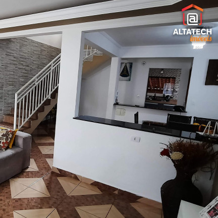 Imagem Sobrado com 3 Quartos à Venda, 180 m² em Loteamento Residencial Santa Clara Ii - Poços De Caldas