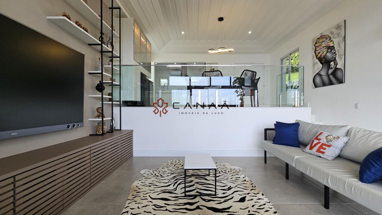 Imagem Casa de Condomínio com 4 Quartos à Venda, 225 m² em Ferradurinha - Armação Dos Búzios Imagem Casa de Condomínio com 4 Quartos à Venda, 225 m² em Ferradurinha - Armação Dos Búzios