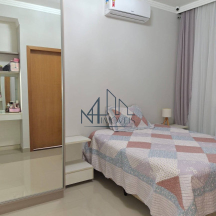 Imagem Sobrado com 3 Quartos à Venda, 170 m² em Setor Faiçalville - Goiânia