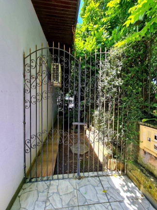 Imagem Casa com 3 Quartos à Venda, 600 m² em Nossa Senhora Das Graças - Manaus Imagem Casa com 3 Quartos à Venda, 600 m² em Nossa Senhora Das Graças - Manaus