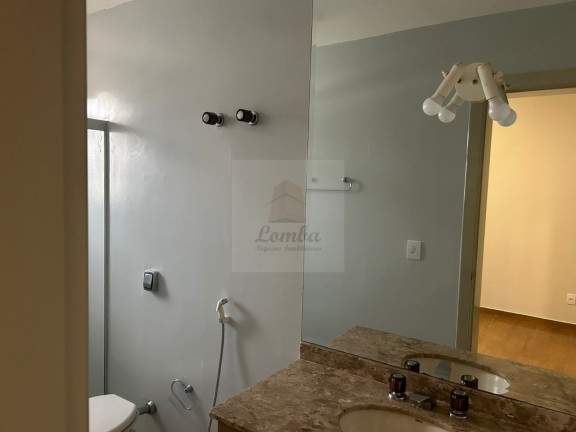 Imagem Imóvel com 4 Quartos à Venda, 235 m² em Quilombo - Cuiabá