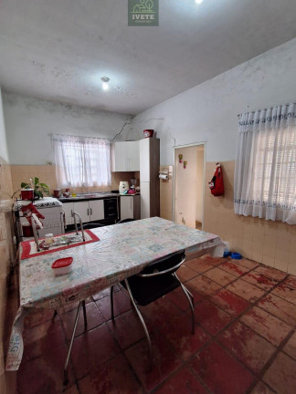 Imagem Casa com 5 Quartos à Venda, 202 m²