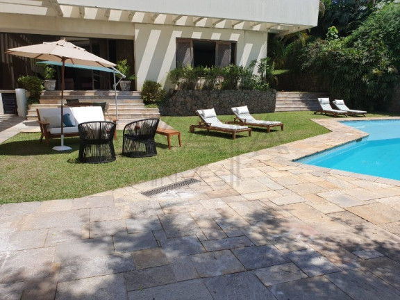 Imagem Imóvel com 5 Quartos à Venda, 1.350 m² em Morumbi - São Paulo Imagem Imóvel com 5 Quartos à Venda, 1.350 m² em Morumbi - São Paulo