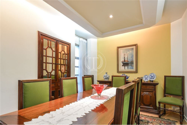 Imagem Apartamento com 3 Quartos à Venda, 220 m² em Bela Vista - São Paulo