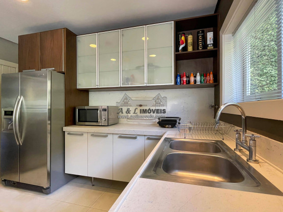 Imagem Casa com 7 Quartos à Venda, 500 m² em Recanto Das Araucárias - Campos Do Jordão