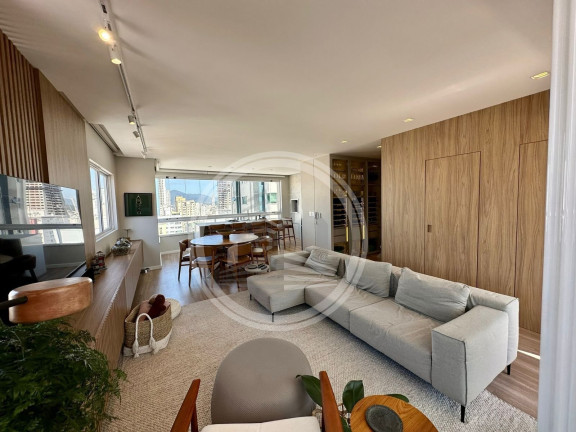 Imagem Apartamento com 4 Quartos à Venda, 240 m² em Centro - Balneário Camboriú Imagem Apartamento com 4 Quartos à Venda, 240 m² em Centro - Balneário Camboriú