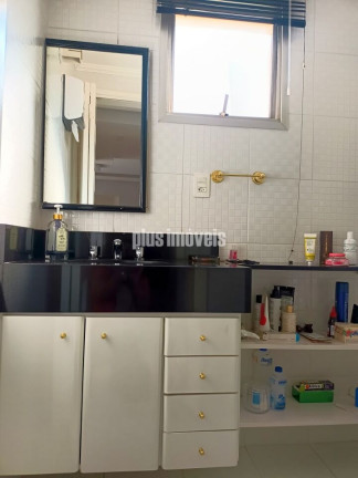 Imagem Apartamento com 3 Quartos à Venda, 63 m² em Moema - São Paulo Imagem Apartamento com 3 Quartos à Venda, 63 m² em Moema - São Paulo