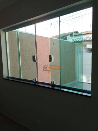 Imagem Casa com 3 Quartos à Venda, 90 m² em Vila Galvão - Guarulhos Imagem Casa com 3 Quartos à Venda, 90 m² em Vila Galvão - Guarulhos