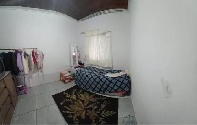 Imagem Casa com 4 Quartos à Venda, 120 m² em Itapoã - Londrina