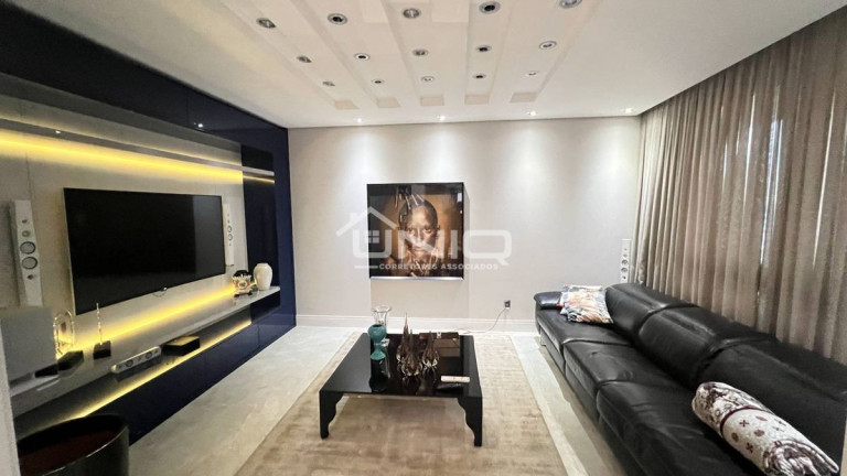 Imagem Apartamento com 3 Quartos à Venda, 260 m²