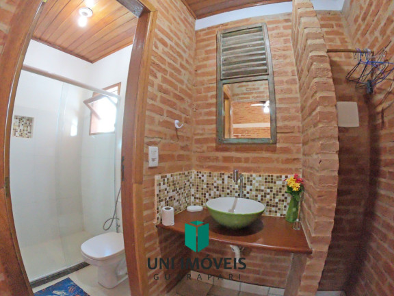 Imagem Imóvel com 7 Quartos à Venda,  em Meaípe - Guarapari