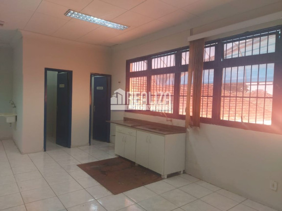 Imagem Galpão para Alugar, 140 m² em São Benedito - Uberaba Imagem Galpão para Alugar, 140 m² em São Benedito - Uberaba