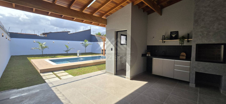 Imagem Casa com 3 Quartos à Venda, 420 m² em Cibratel Ii - Itanhaém Imagem Casa com 3 Quartos à Venda, 420 m² em Cibratel Ii - Itanhaém
