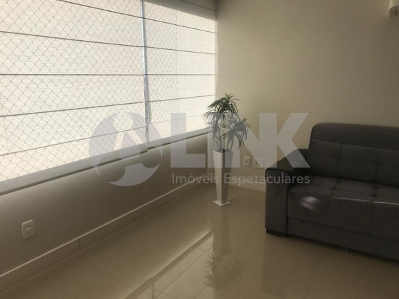 Imagem Apartamento com 3 Quartos à Venda, 83 m² em São Sebastião - Porto Alegre