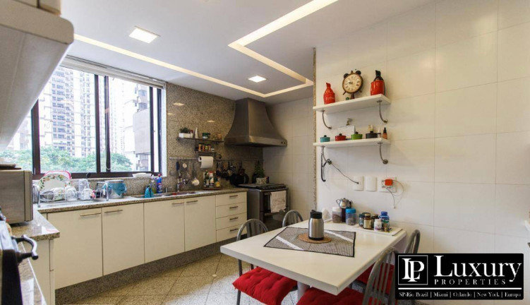 Imagem Apartamento com 3 Quartos à Venda, 330 m² em Barra Da Tijuca - Rio De Janeiro Imagem Apartamento com 3 Quartos à Venda, 330 m² em Barra Da Tijuca - Rio De Janeiro