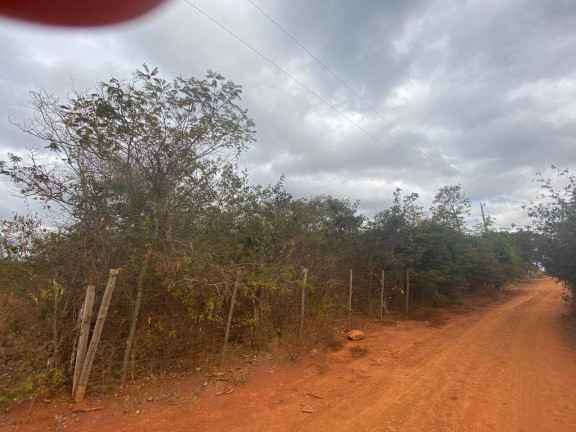 Imagem Chácara à Venda, 4.000 m² em Montes Claros Imagem Chácara à Venda, 4.000 m² em Montes Claros