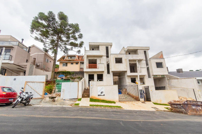 Casa com 3 Quartos à Venda, 127 m² em Vista Alegre - Curitiba