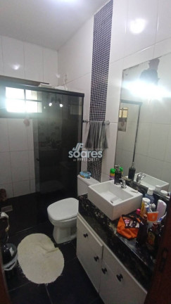 Imagem Sobrado com 3 Quartos à Venda, 228 m² em Laranjal - Pelotas