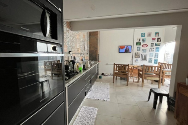 Casa à Venda, 189 m² em Zona Ii - Umuarama