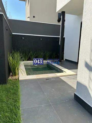 Imagem Casa de Condomínio com 3 Quartos à Venda, 231 m² em Jardim Morumbi - Londrina