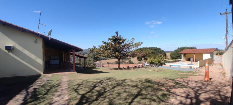 Imagem Chácara com 2 Quartos à Venda, 2.000 m² em Higino Moreira - Capela Do Alto Imagem Chácara com 2 Quartos à Venda, 2.000 m² em Higino Moreira - Capela Do Alto
