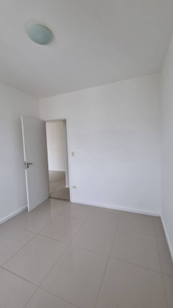 Imagem Apartamento com 2 Quartos à Venda,  em Região Central - Caieiras