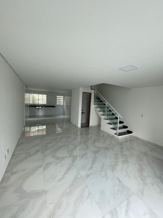 Imagem Casa com 3 Quartos à Venda, em Laranjeiras - Caieiras Imagem Casa com 3 Quartos à Venda, em Laranjeiras - Caieiras