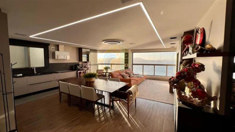 Imagem Apartamento com 3 Quartos à Venda, 184 m² em Centro - Balneário Camboriú