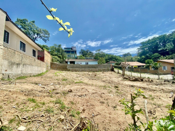 Terreno à Venda, 460 m² em Capoeiras - Florianópolis