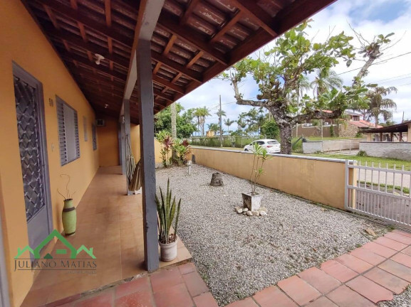 Imagem Casa com 2 Quartos à Venda, 320 m² em Pinheiros - Balneário Barra Do Sul Imagem Casa com 2 Quartos à Venda, 320 m² em Pinheiros - Balneário Barra Do Sul