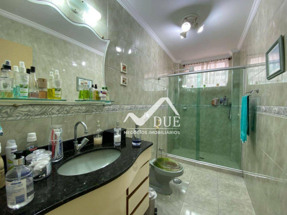Imagem Apartamento com 3 Quartos à Venda, 128 m² em Embaré - Santos