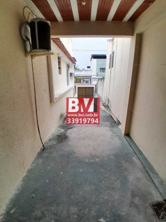Imagem Casa com 2 Quartos à Venda, 75 m² em Vila Kosmos - Rio De Janeiro Imagem Casa com 2 Quartos à Venda, 75 m² em Vila Kosmos - Rio De Janeiro