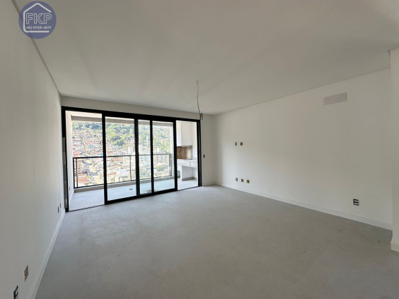 Imagem Apartamento com 3 Quartos à Venda, 117 m² em Centro - Florianópolis Imagem Apartamento com 3 Quartos à Venda, 117 m² em Centro - Florianópolis
